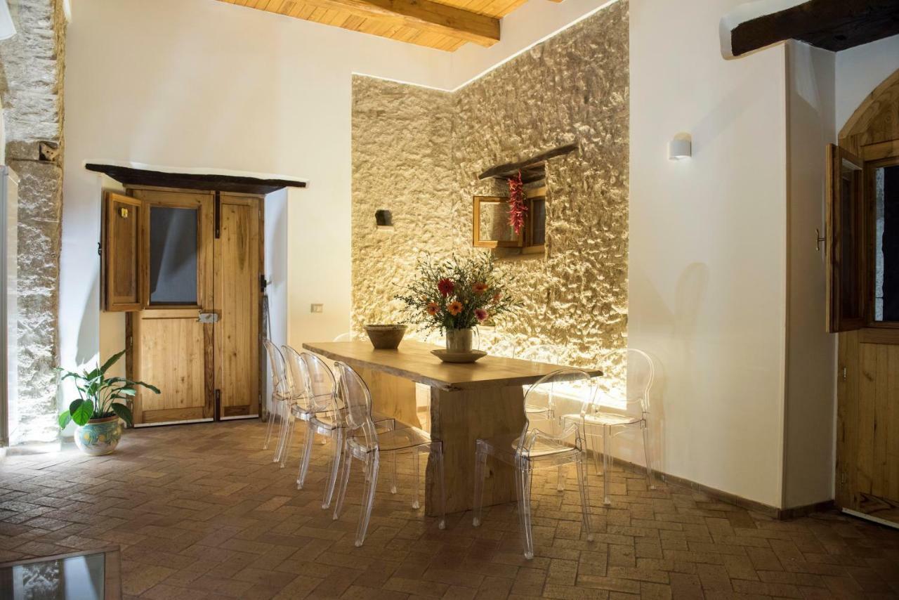 קמפניה B&B Rifugio Tra Gli Ulivi מראה חיצוני תמונה