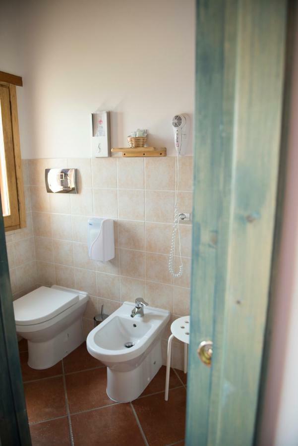 קמפניה B&B Rifugio Tra Gli Ulivi מראה חיצוני תמונה
